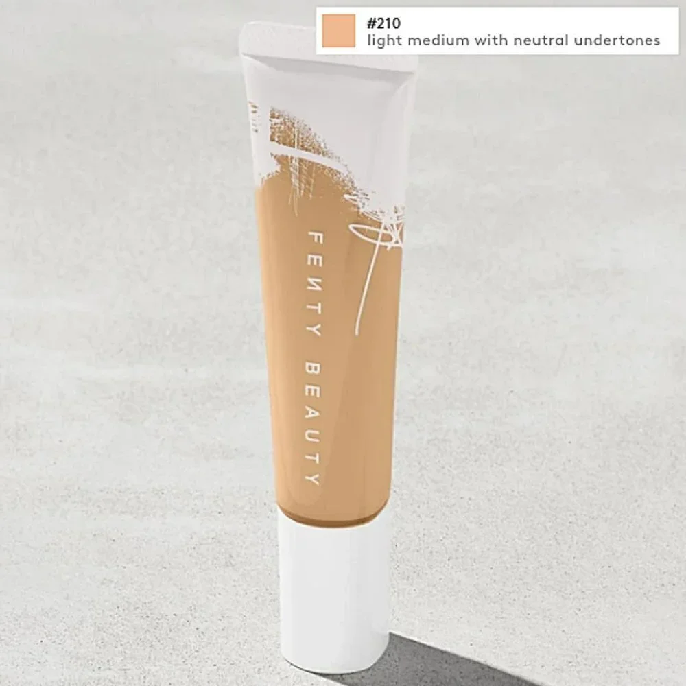 FENTY X Rihanna Pro Filtr Hydrating Longwear Foundation